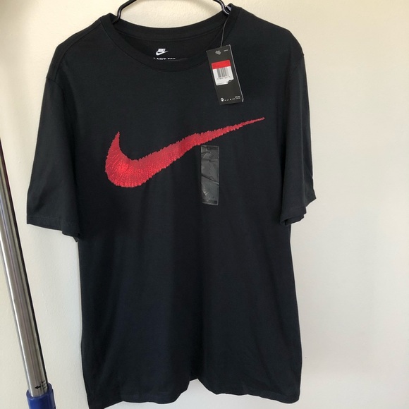 Men's Hangtag Swoosh T-Shirt - Picture 3 of 6